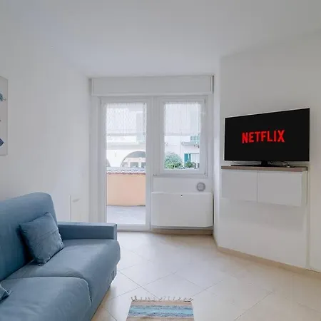 Ligurian Sea 1 Apartment *